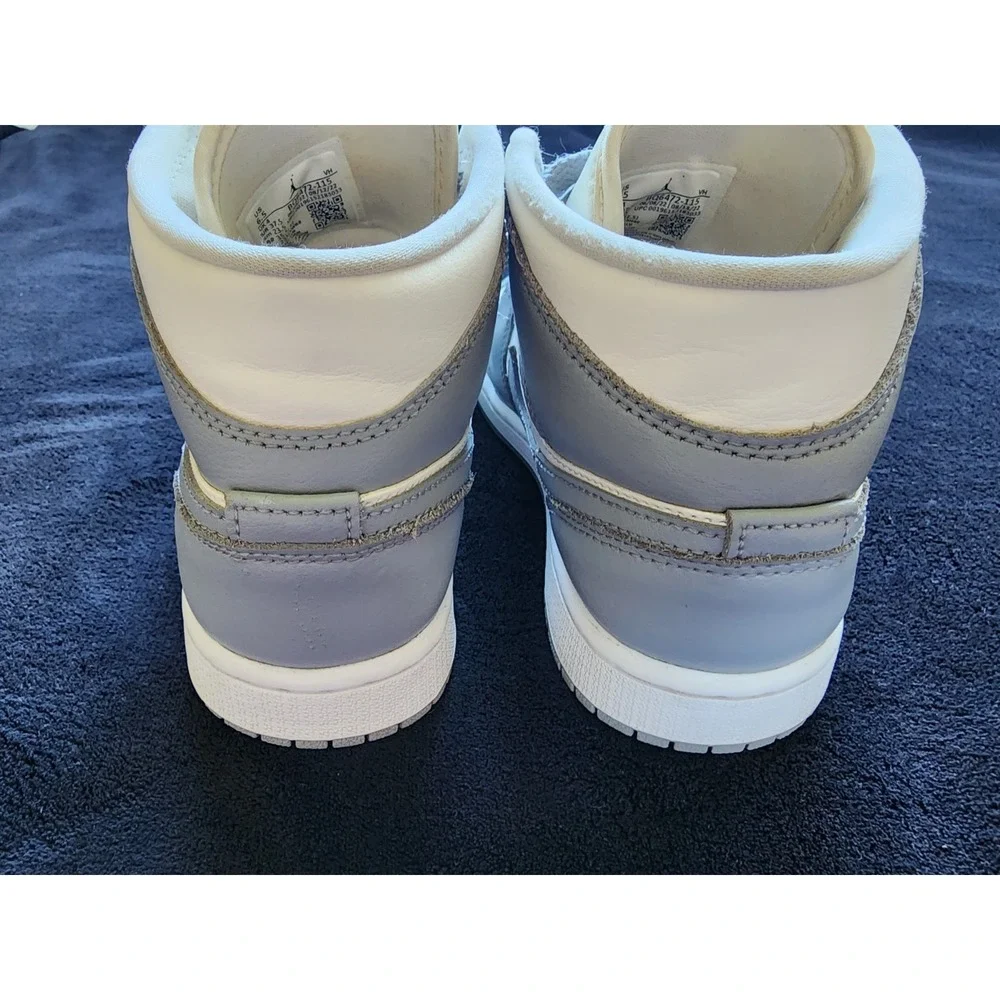 Nike Air Jordan 1 Mid Stealth White Grey BQ6472-115 Womens 6.5 Sneaker
